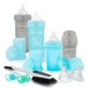 Twistshake Kit Nouveau-né-4 Biberons (anti-colique, Récipient Poudre Et Mélangeur) -2 Tétines-2 Sucettes-1 Brosse à Vaisselle-Garçon -Magasin De Produits Pour Bébés twi7350083129604 d473