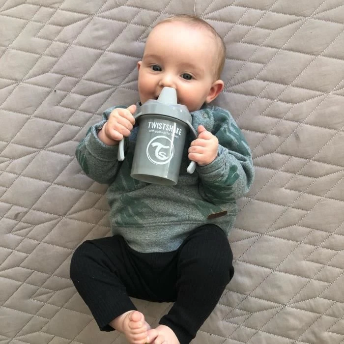 Twistshake Lot De Vaisselle - Bébé - 4 Pcs-1 Set De Table - 1 Assiette - 1 Bol - 3 Couverts En Acier Inoxydable - 1 Gobelet-6m+-Gris 6 Twistshake Lot De Vaisselle - Bébé - 4 Pcs-1 Set De Table - 1 Assiette - 1 Bol - 3 Couverts En Acier Inoxydable - 1 Gobelet-6m+-Gris – Image 4