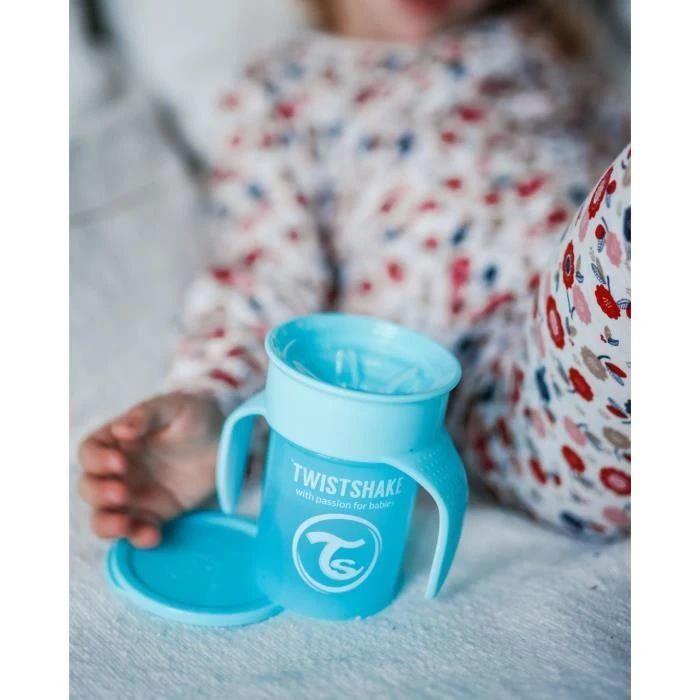 Twistshake Lot De Tasses à Bec Pour Bébé - 3 Pcs - Gobelet Entraînement - Enfants - Biberons étanches - Sans BPA - 4m+ - Blanc Gris 6 Twistshake Lot De Tasses à Bec Pour Bébé - 3 Pcs - Gobelet Entraînement - Enfants - Biberons étanches - Sans BPA - 4m+ - Blanc Gris – Image 4
