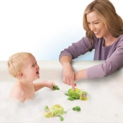 VTECH BABY - Jouet De Bain - Maman Tortue Et Son Bébé Nageur -Magasin De Produits Pour Bébés vtech baby jouet de bain maman tortue et son b cc90