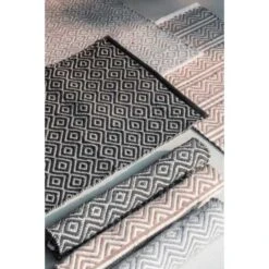 WENKO Tapis De Bain Shaki, Tapis Salle De Bain Antidérapant, En Bouteille Plastique Recyclée, Polyester, 50x80 Cm, Multicolore 9 WENKO Tapis De Bain Shaki, Tapis Salle De Bain Antidérapant, En Bouteille Plastique Recyclée, Polyester, 50x80 Cm, Multicolore -Magasin De Produits Pour Bébés wenko tapis de bain shaki tapis salle de bain ant ecf2